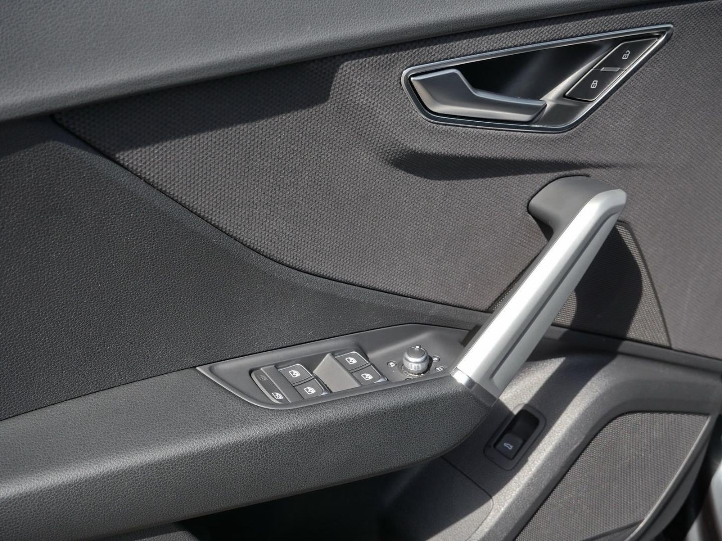 Bild über Audi Q2 advanced 40 TFSI quattro S tronic - für weitere Informationen kontaktieren Sie den Audi Partner