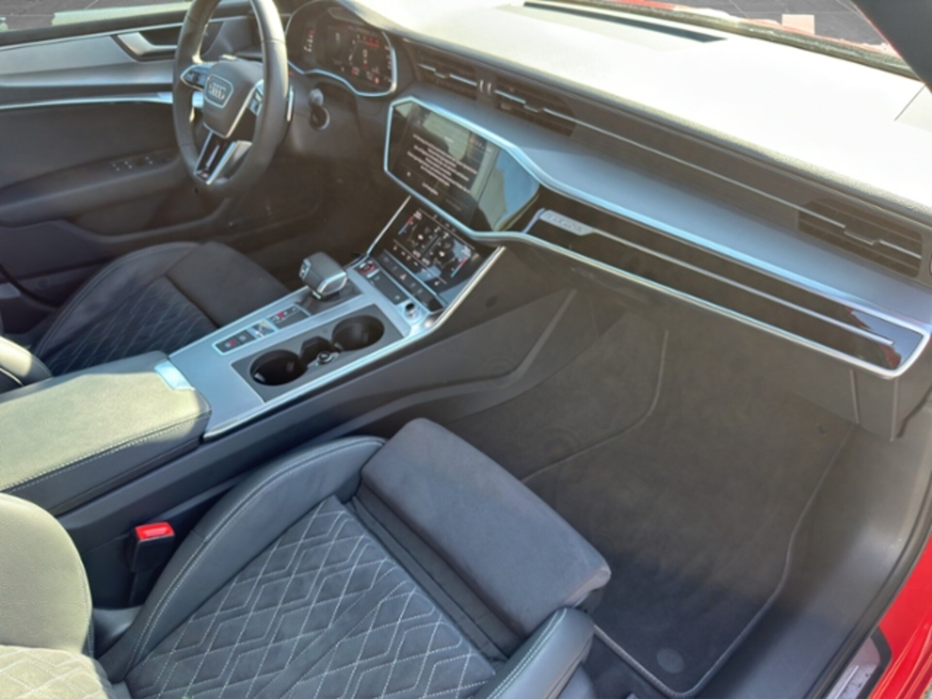 Audi S6 Avant