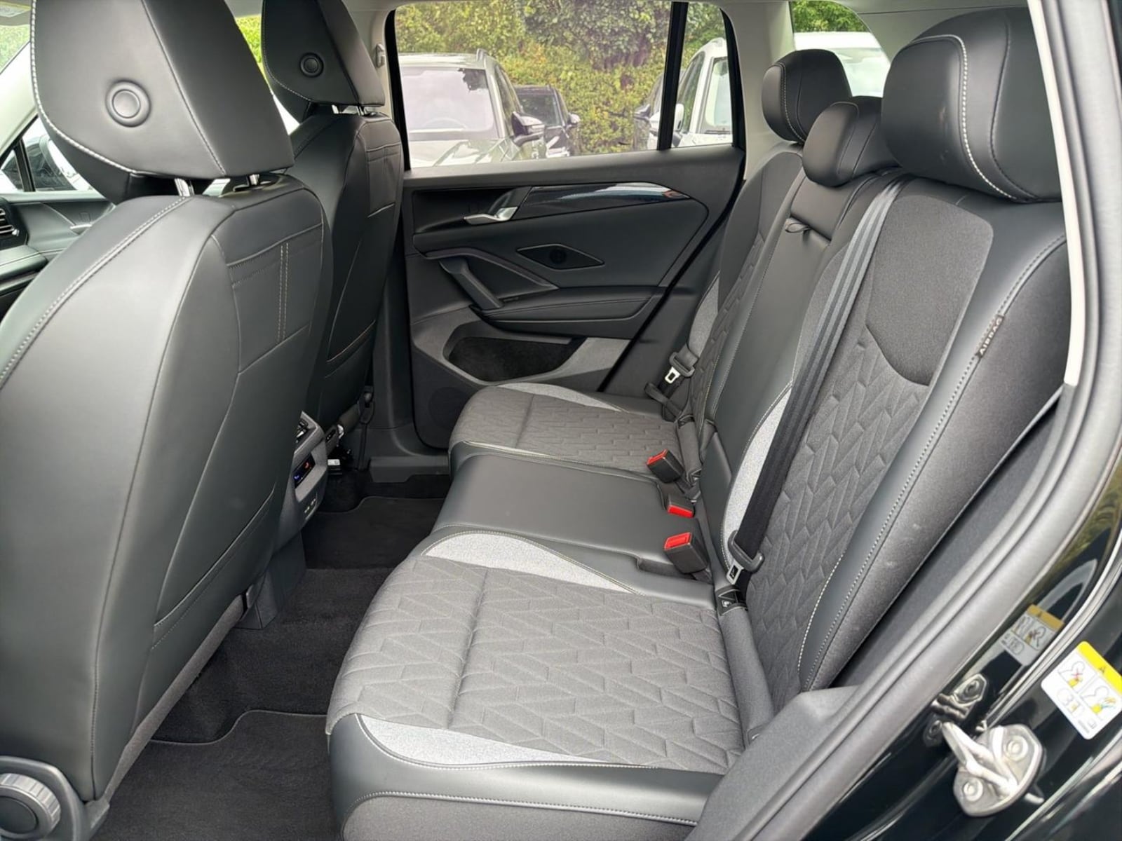 Volkswagen Tiguan – Bild 10