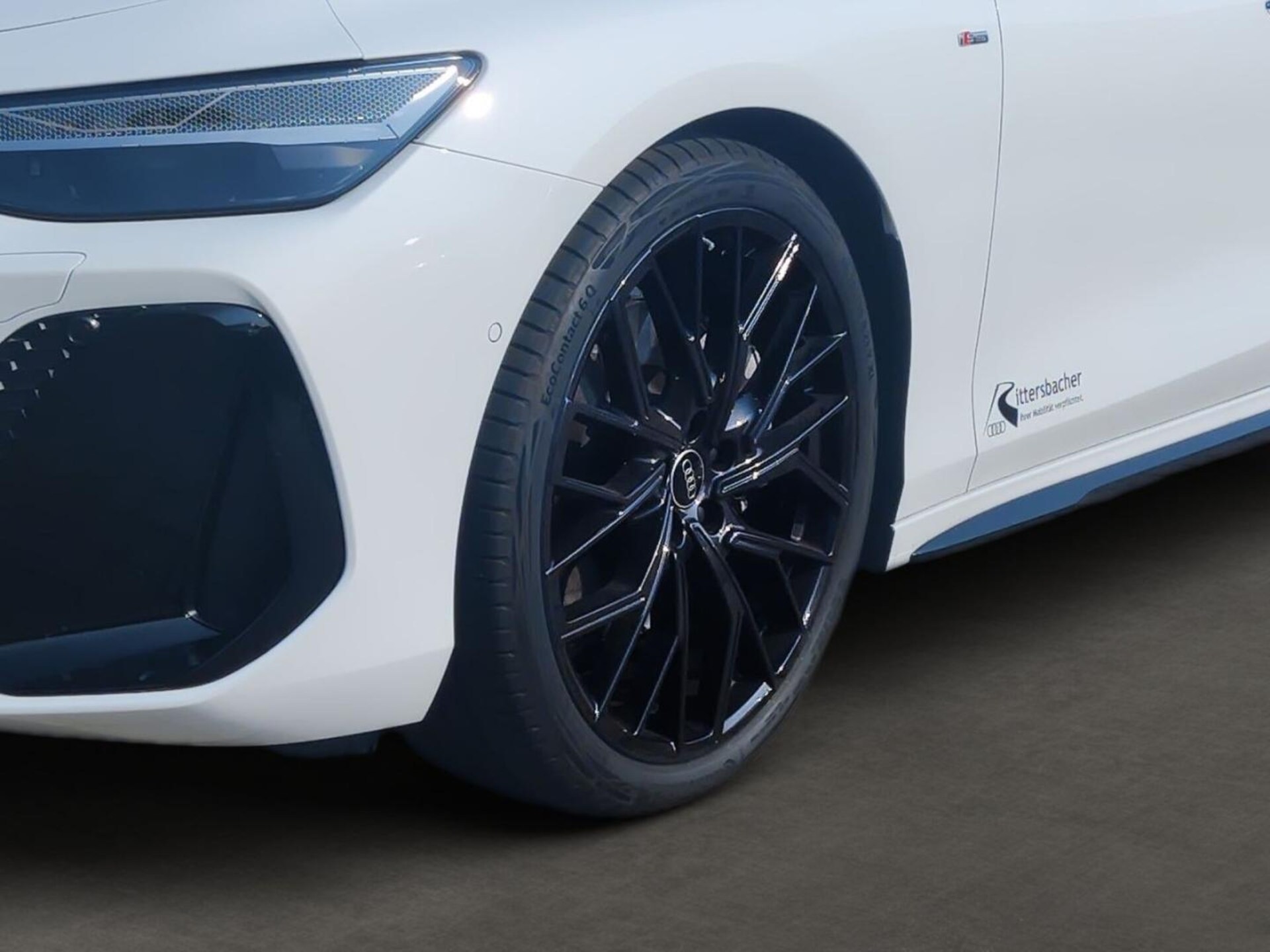 Audi A6 Avant edition one