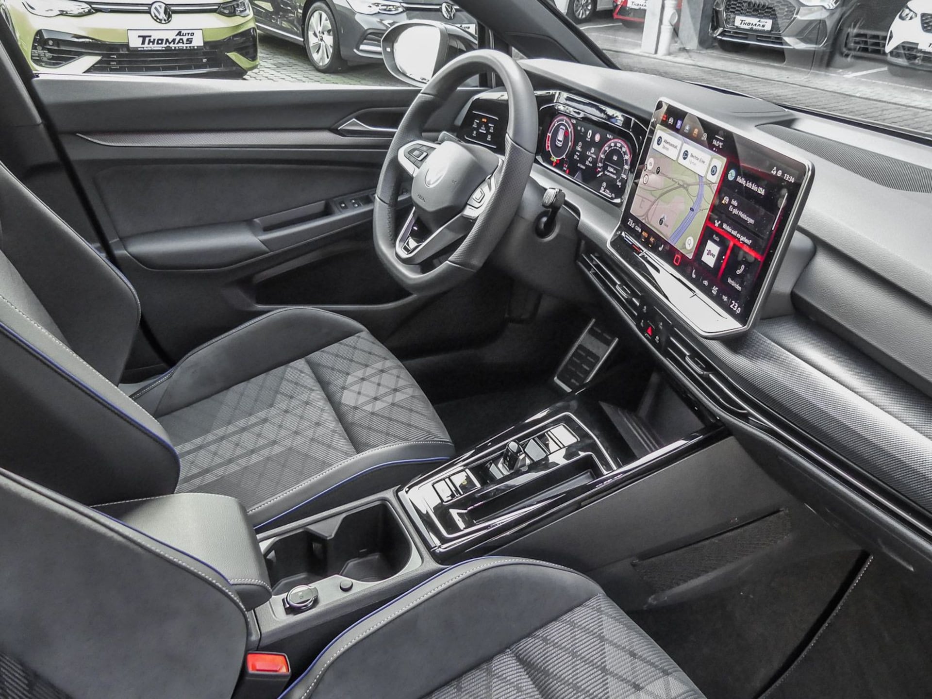 Volkswagen Golf R-Line