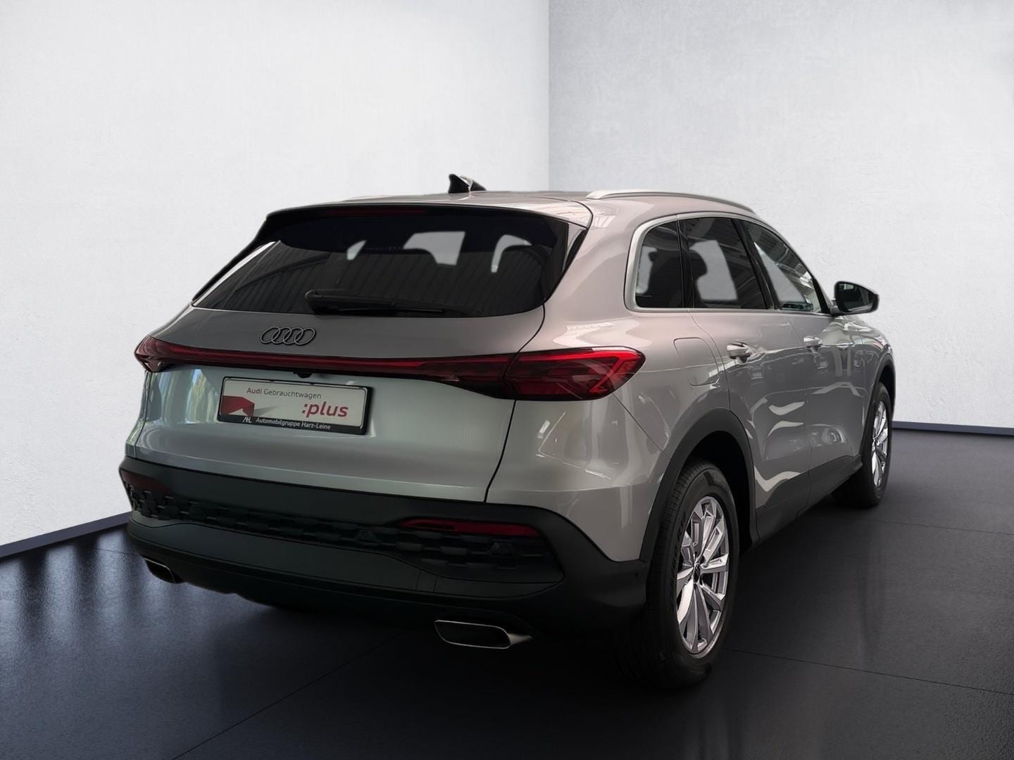 Bild über Audi Q5 SUV TFSI 150 kW S tronic - für weitere Informationen kontaktieren Sie den Audi Partner