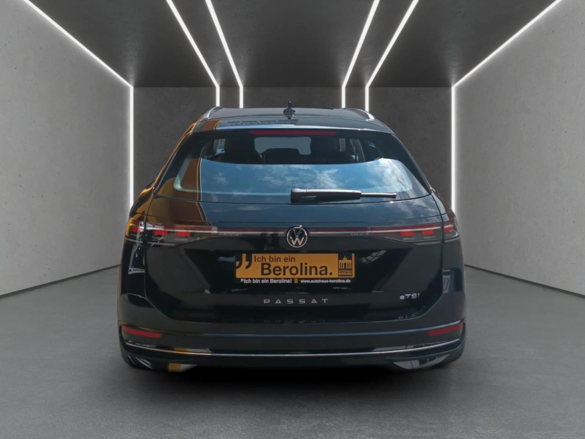 Volkswagen Passat Elegance