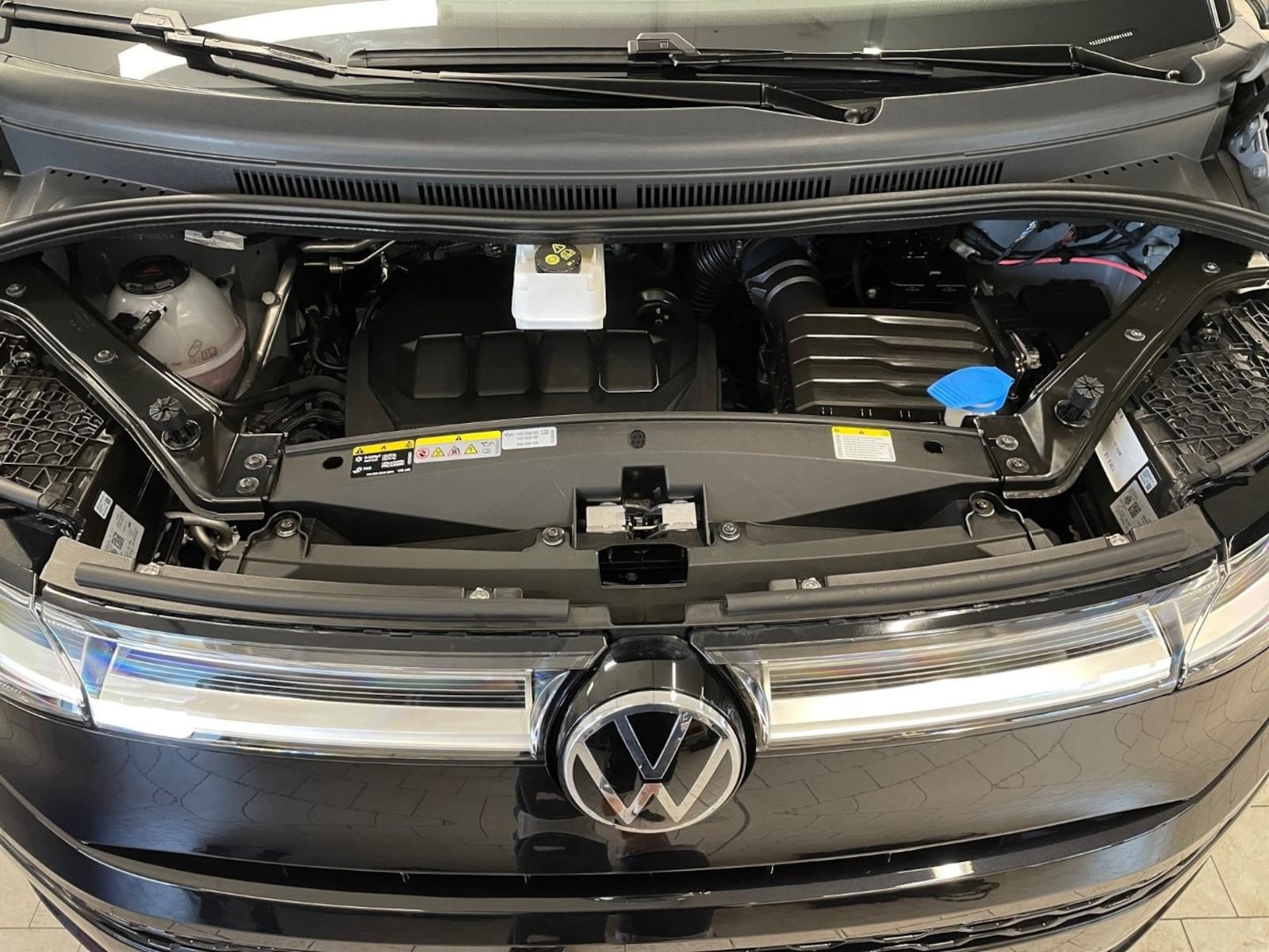 Volkswagen Multivan Langversion – Bild 7