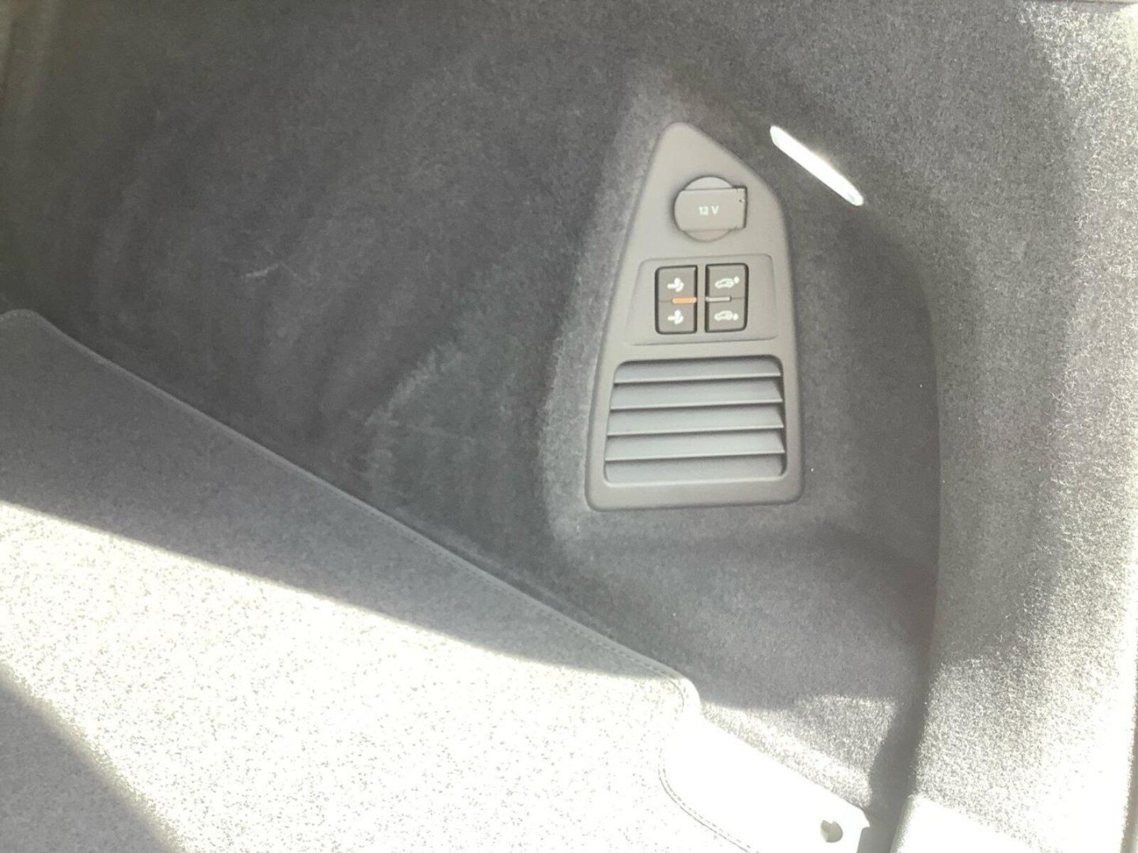 Volkswagen Touareg – Bild 21