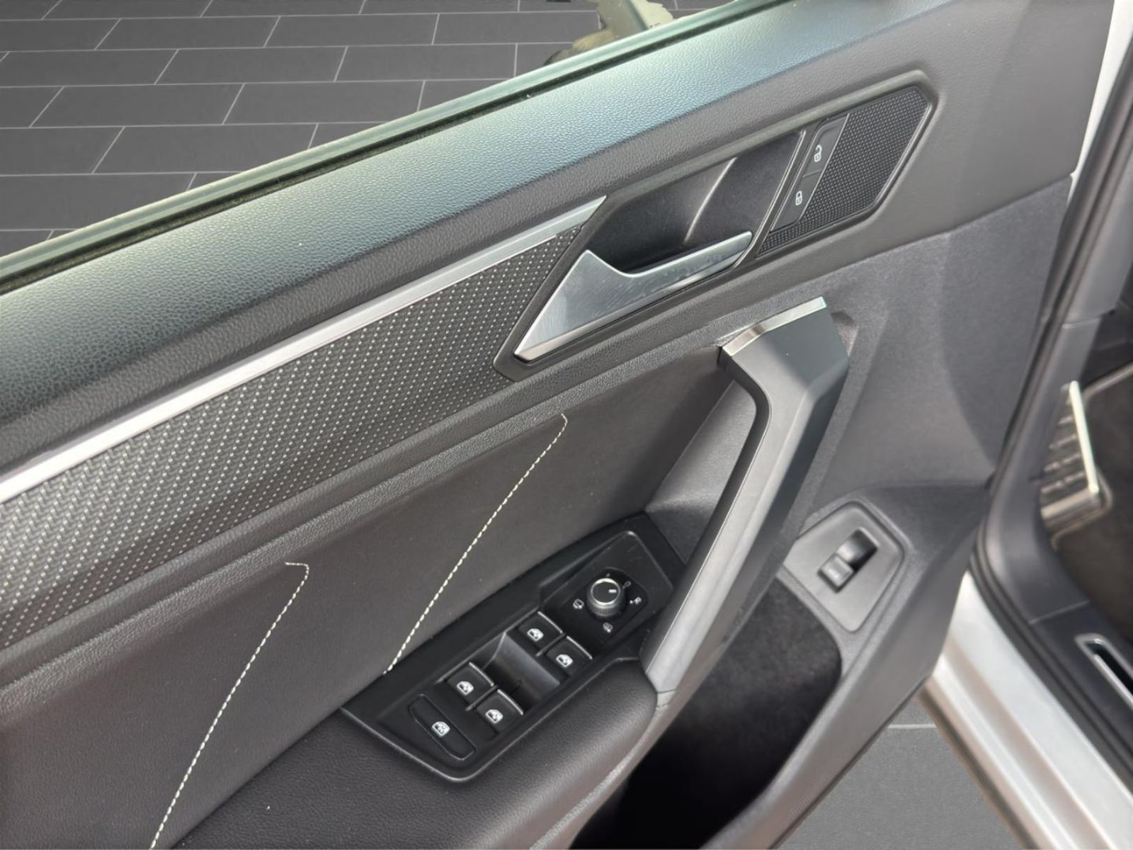 Volkswagen Tiguan – Bild 13