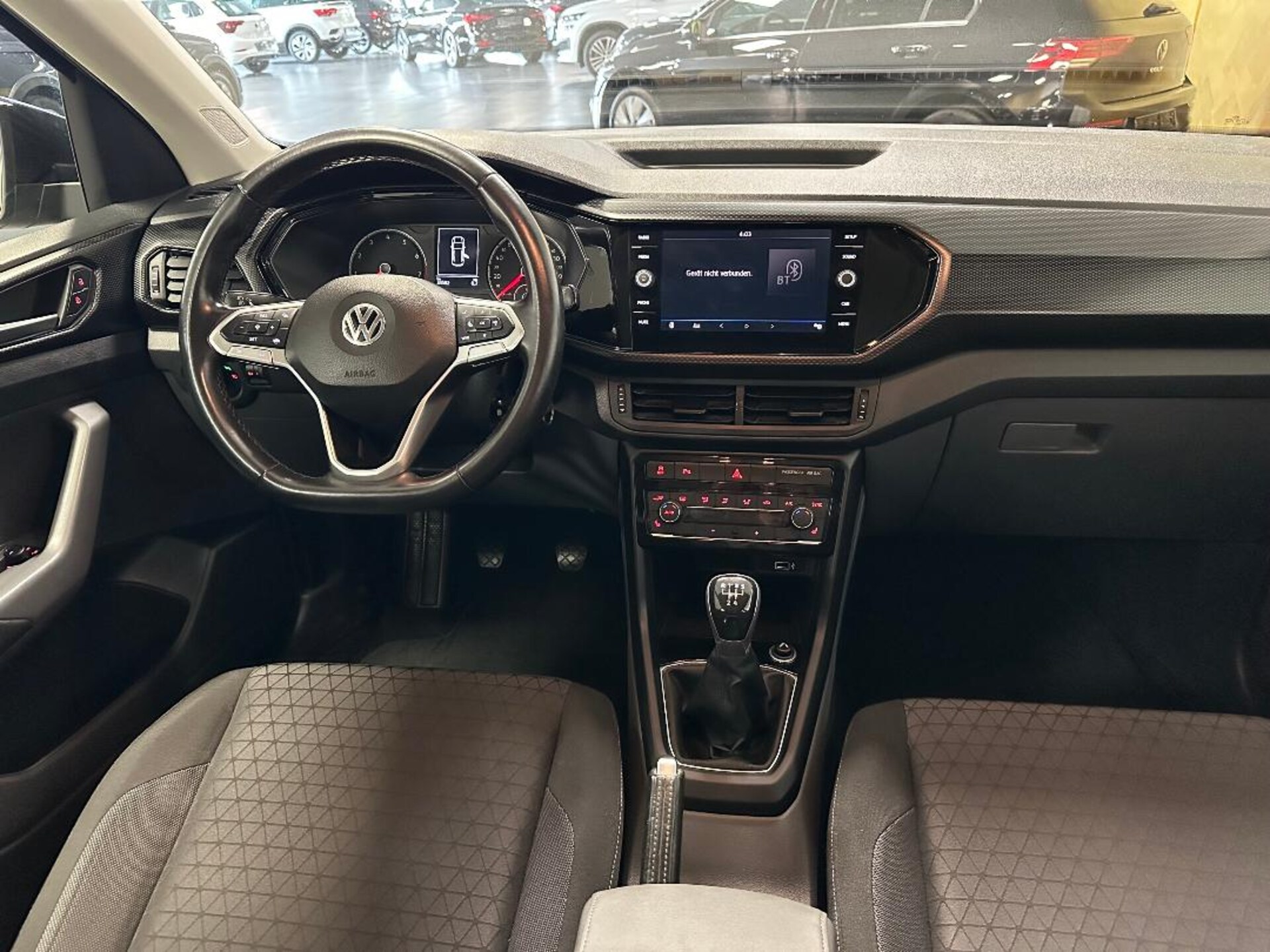 Volkswagen T-Cross Life