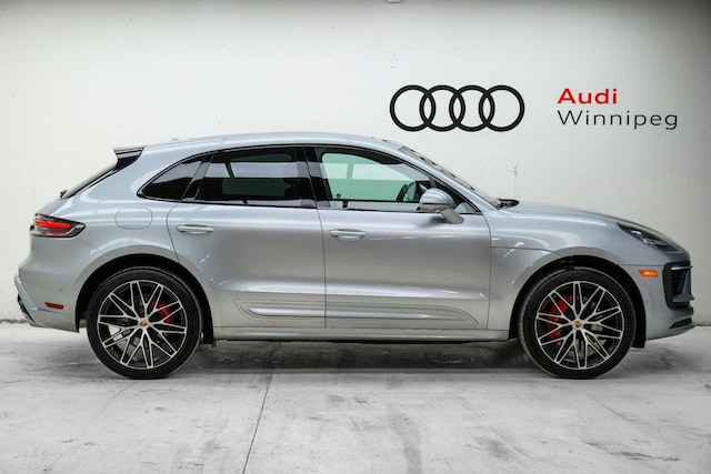 2022 Porsche Macan