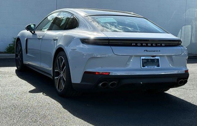 2026 Porsche Panamera