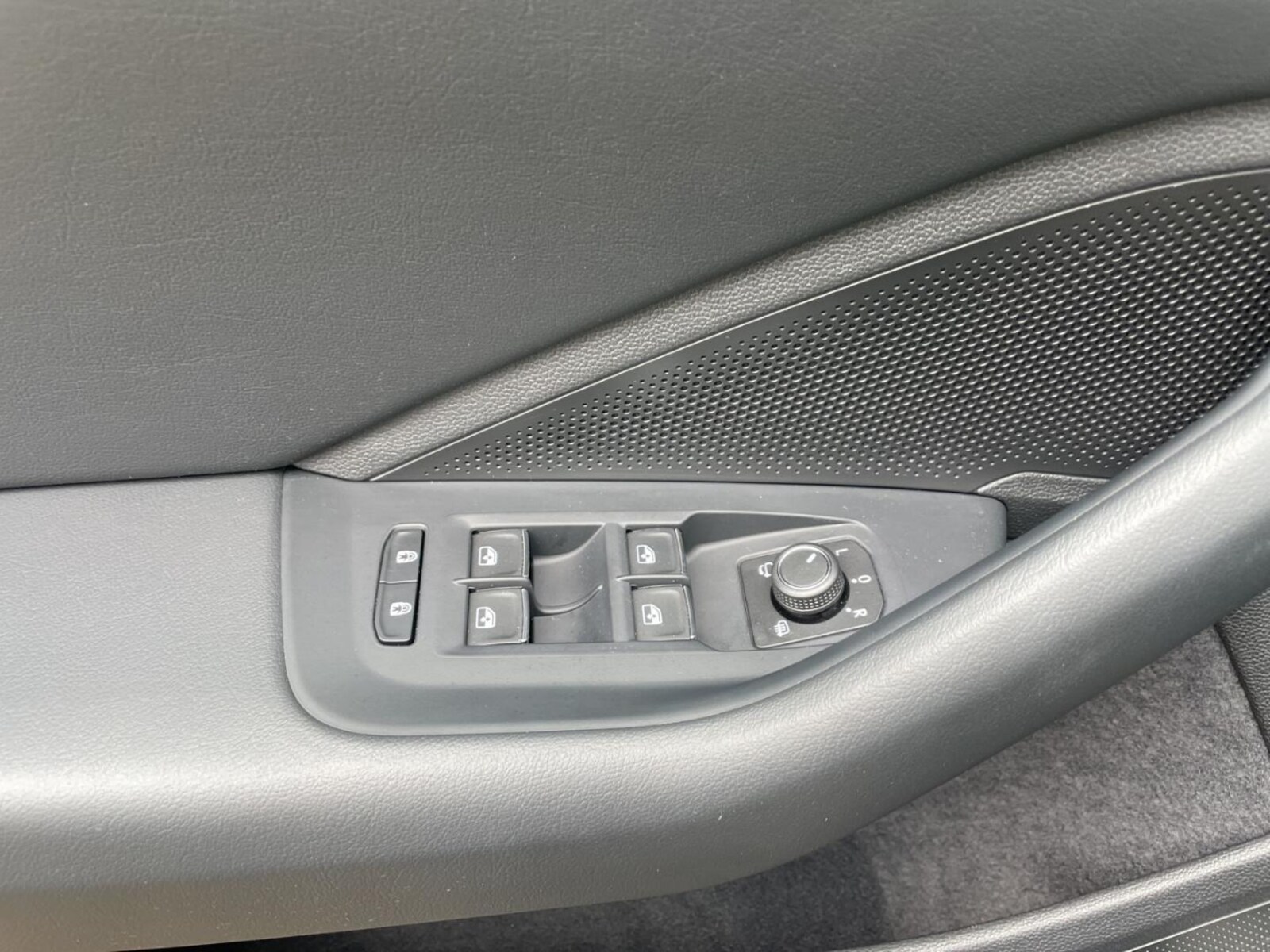 Volkswagen Passat – Bild 22