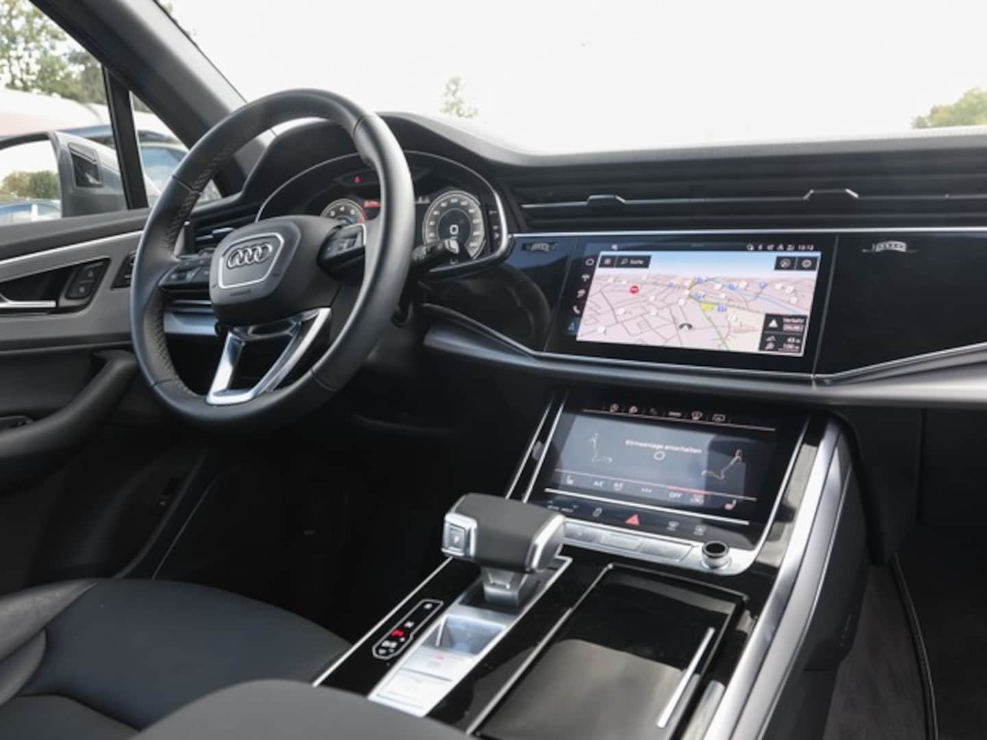 Bild über Audi Q7 SUV TFSI quattro 250 kW tiptronic - für weitere Informationen kontaktieren Sie den Audi Partner