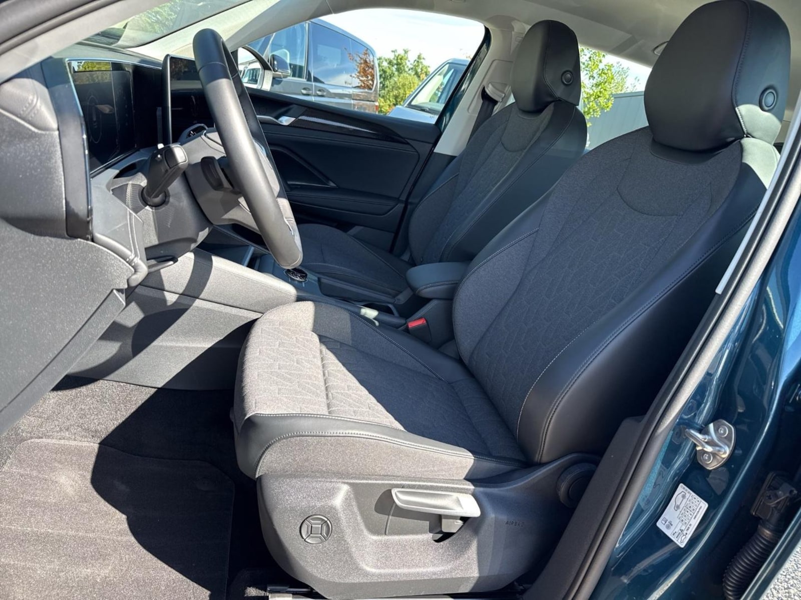 Volkswagen Tiguan – Bild 9