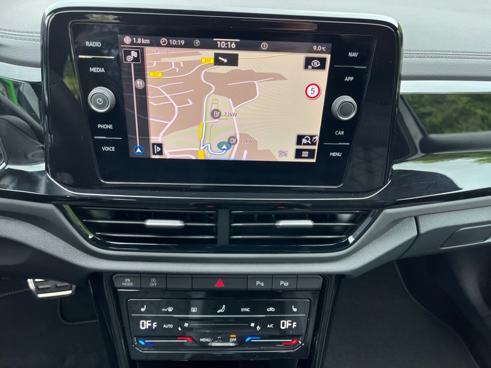Volkswagen T-Roc – Bild 9