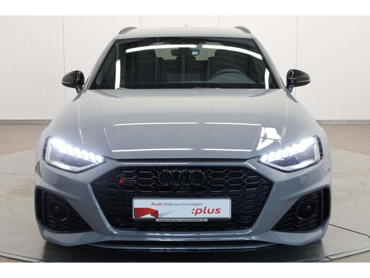 Image about Audi RS 4 Avant TFSI quattro tiptronic