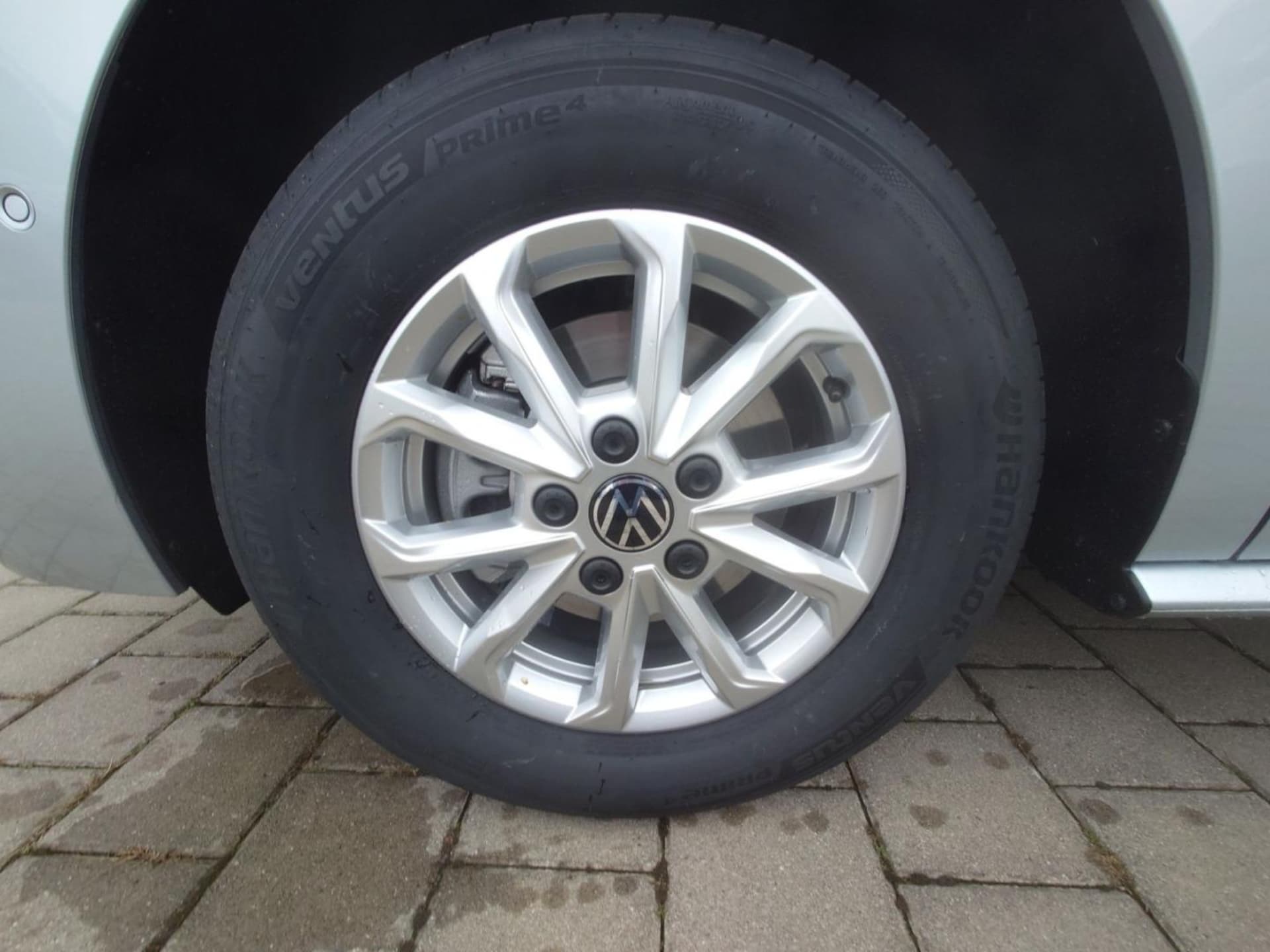 Volkswagen Multivan Basis-Modell