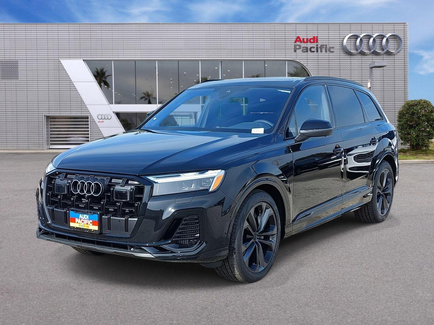 2026 Audi Q7 55 Premium Plus quattro Tiptronic's photo