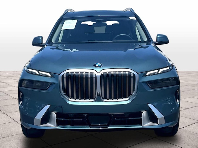 2025 BMW X7