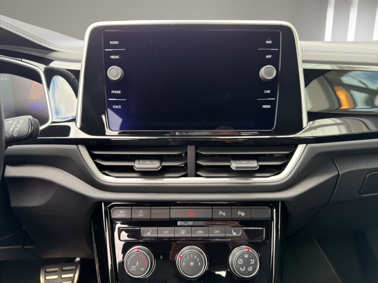 Volkswagen T-Roc – Bild 13