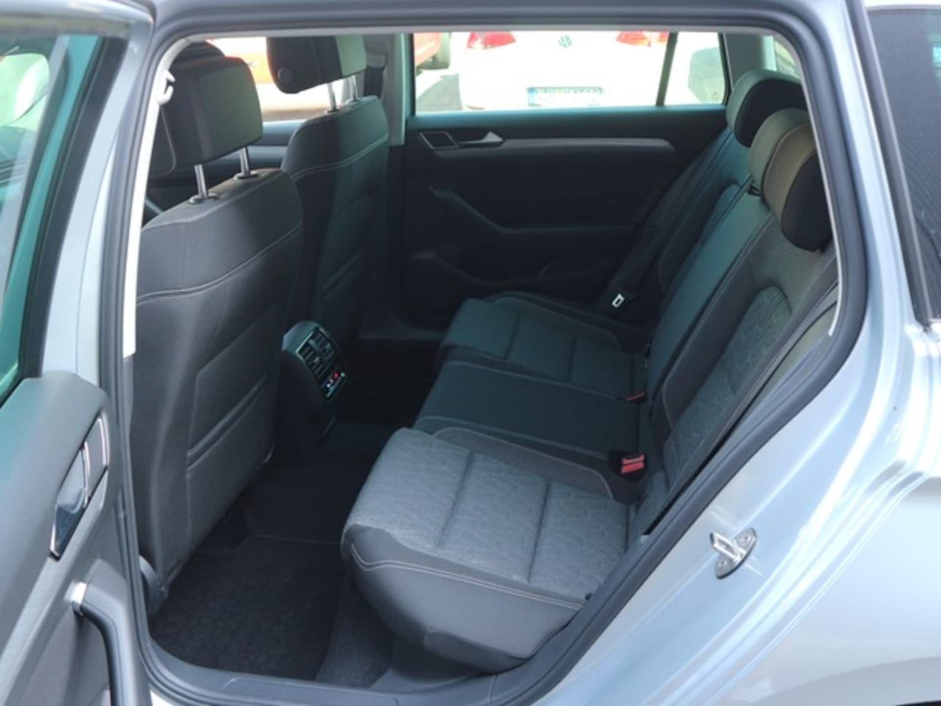 Volkswagen Passat Variant Business