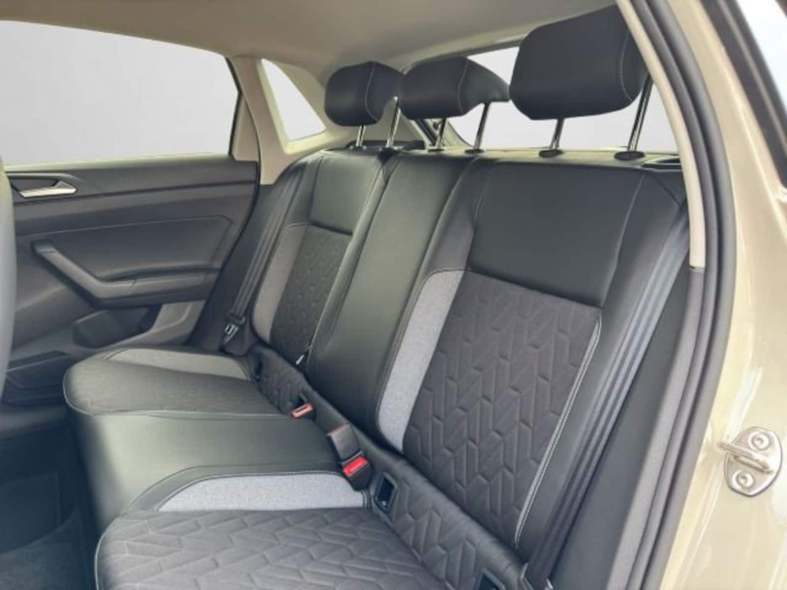 Volkswagen Polo – Bild 14