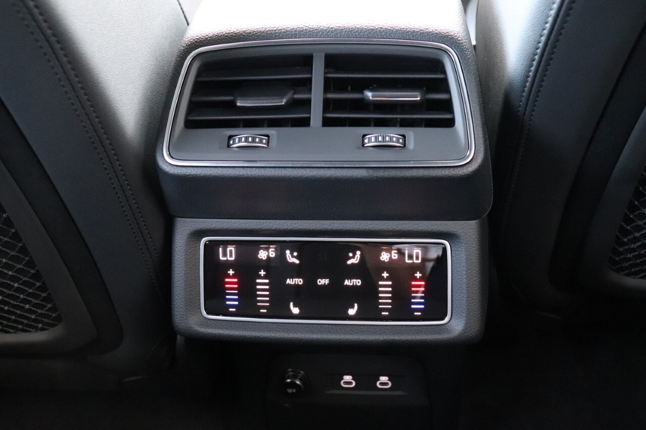 Image about Audi Q8 e-tron 55 e-tron S line