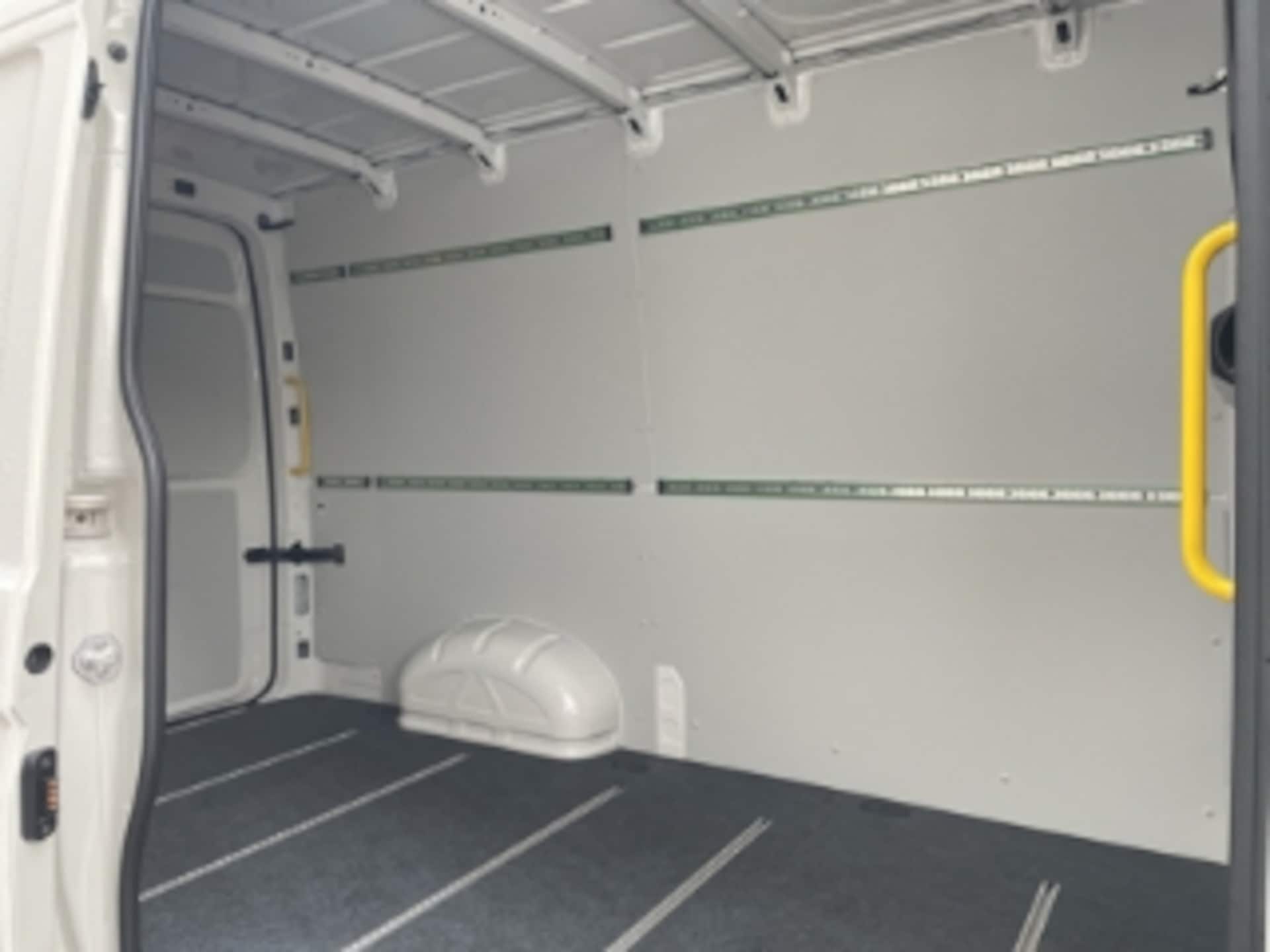 Volkswagen Crafter Kasten mittlerer Radstand
