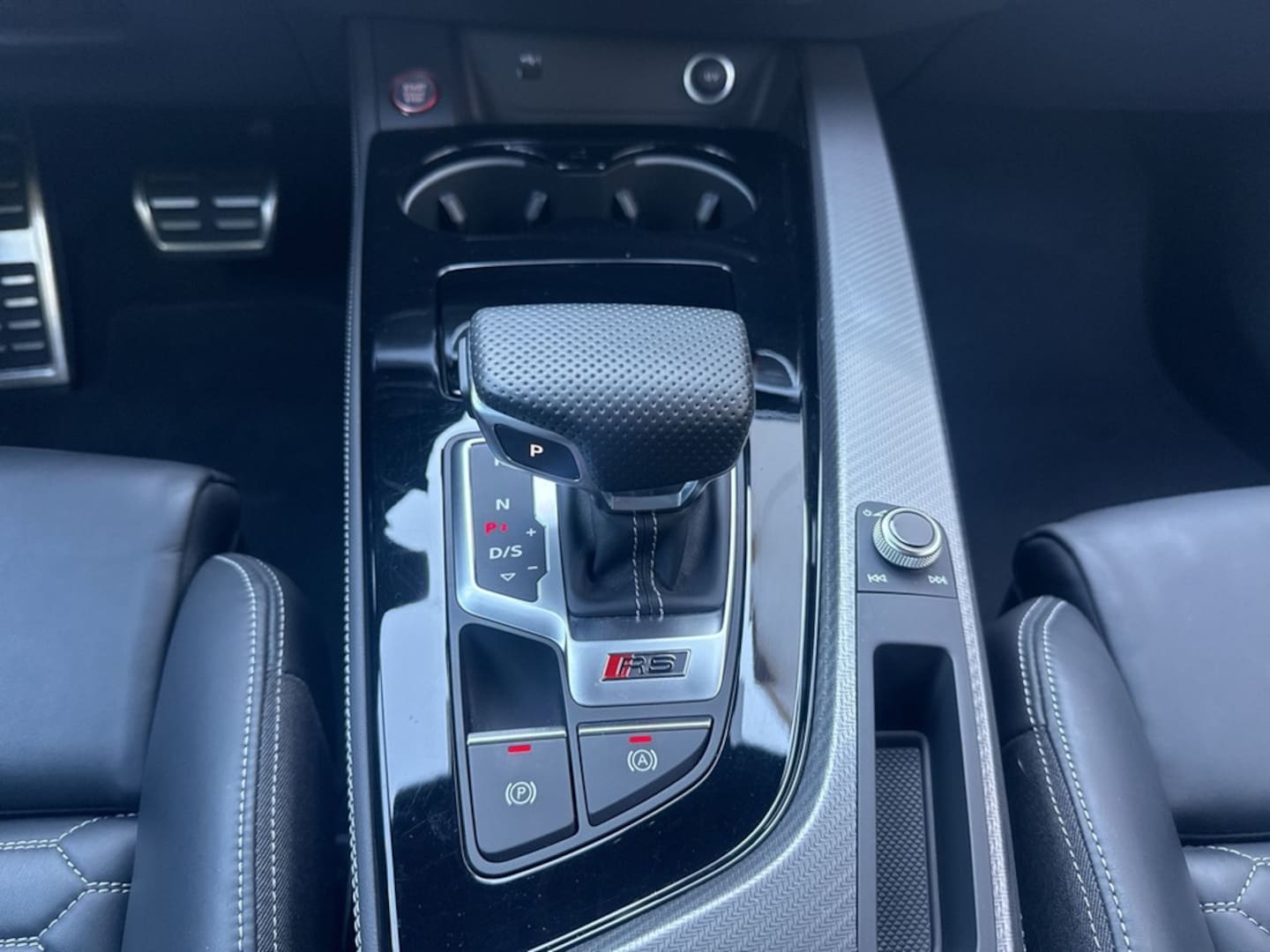 Bild über Audi RS 5 Sportback TFSI quattro tiptronic - für weitere Informationen kontaktieren Sie den Audi Partner
