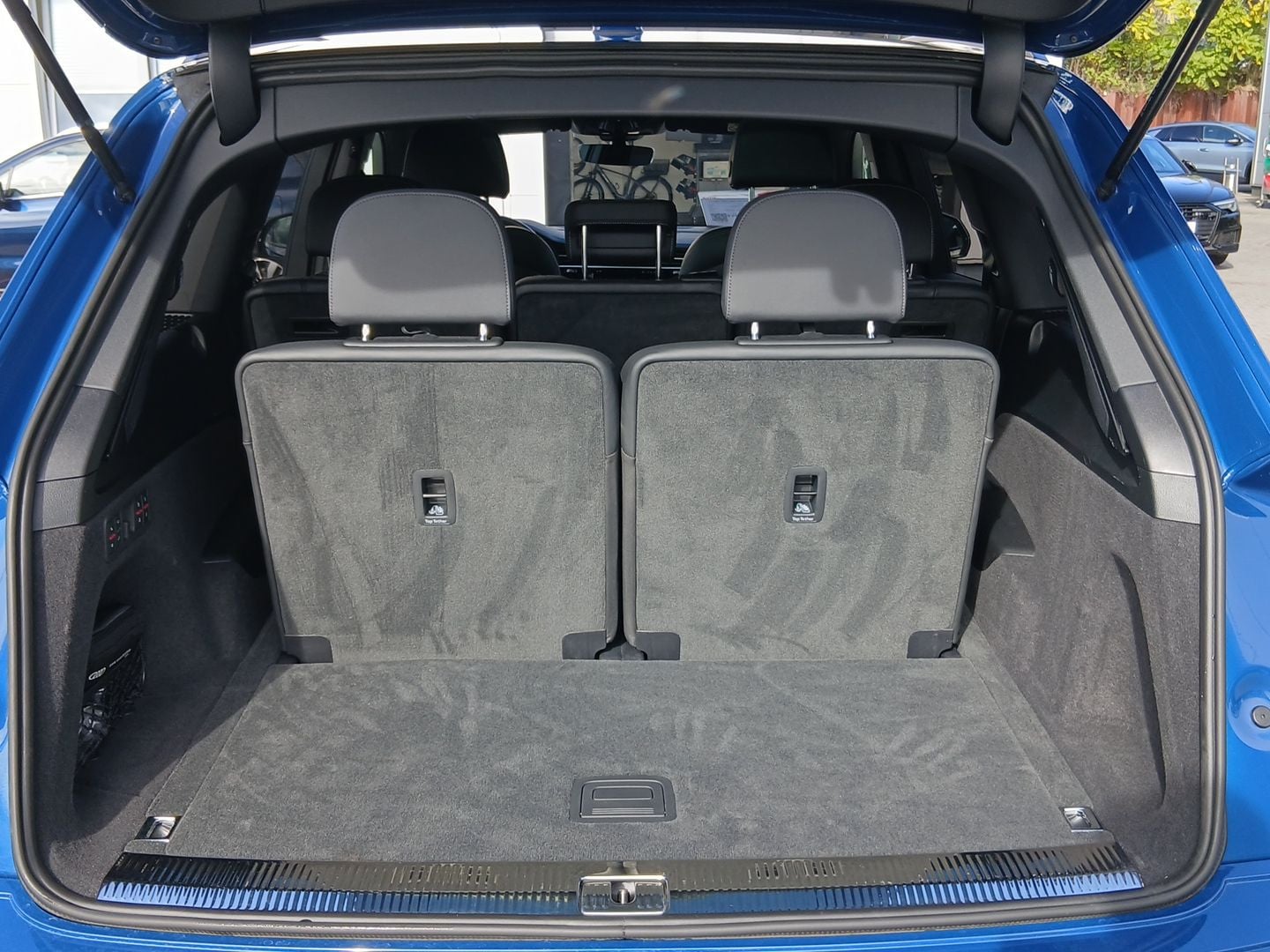Bild über Audi Q7 SUV S line business TFSI quattro 250 kW tiptronic - für weitere Informationen kontaktieren Sie den Audi Partner