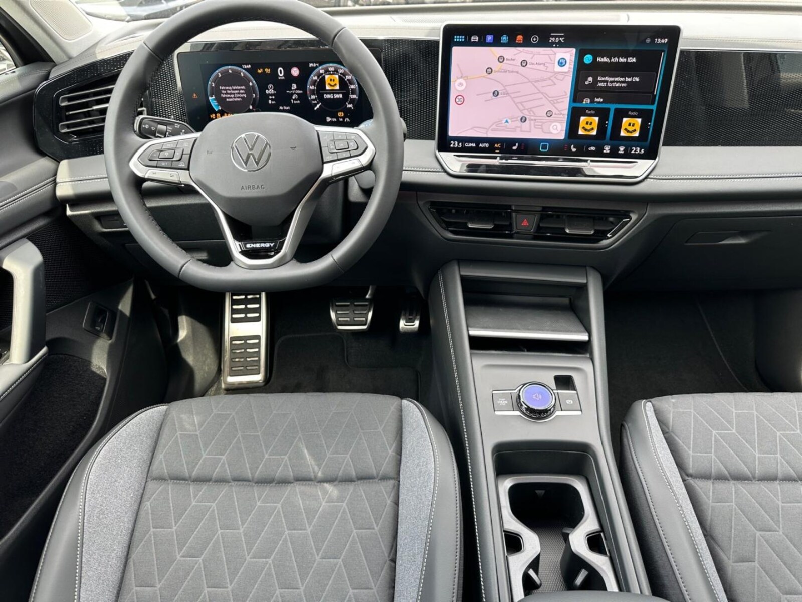 Volkswagen Tiguan – Bild 12