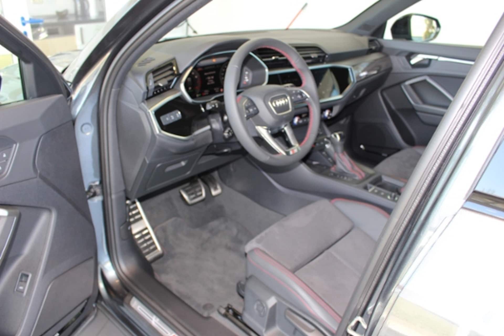 Audi Q3 SUV S line