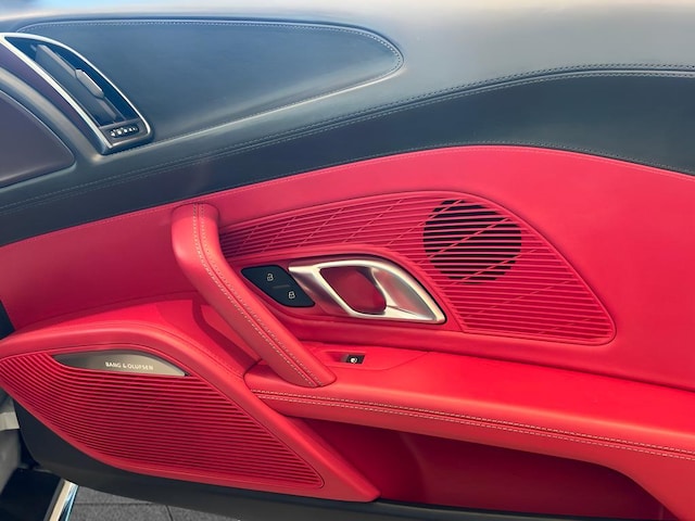 2022 Audi R8 Performance - Photo 25