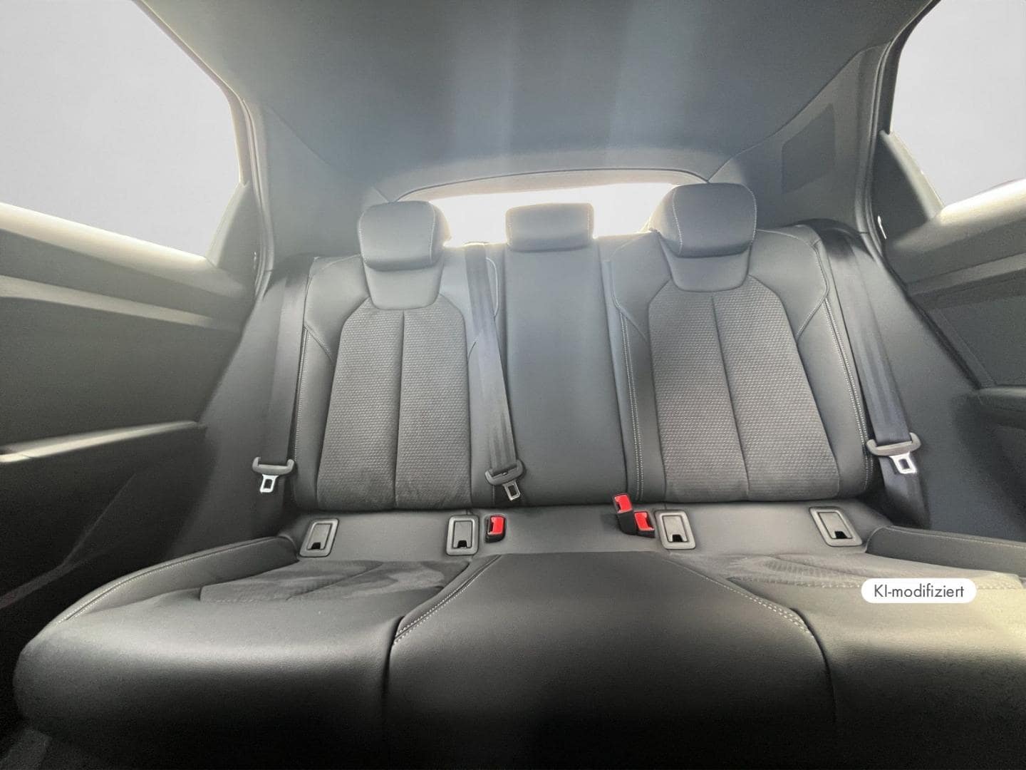 Bild über Audi A1 Sportback S line 30 TFSI S tronic - für weitere Informationen kontaktieren Sie den Audi Partner