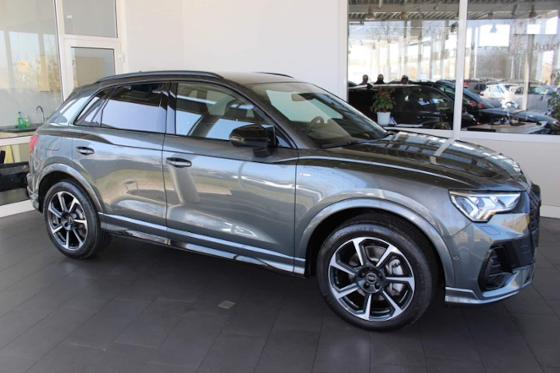 Audi Q3 SUV S line