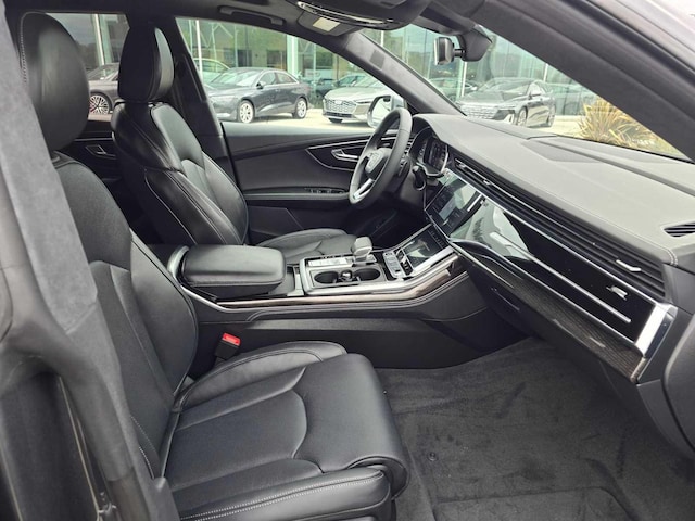 2026 Audi Q8 Prestige - Photo 11