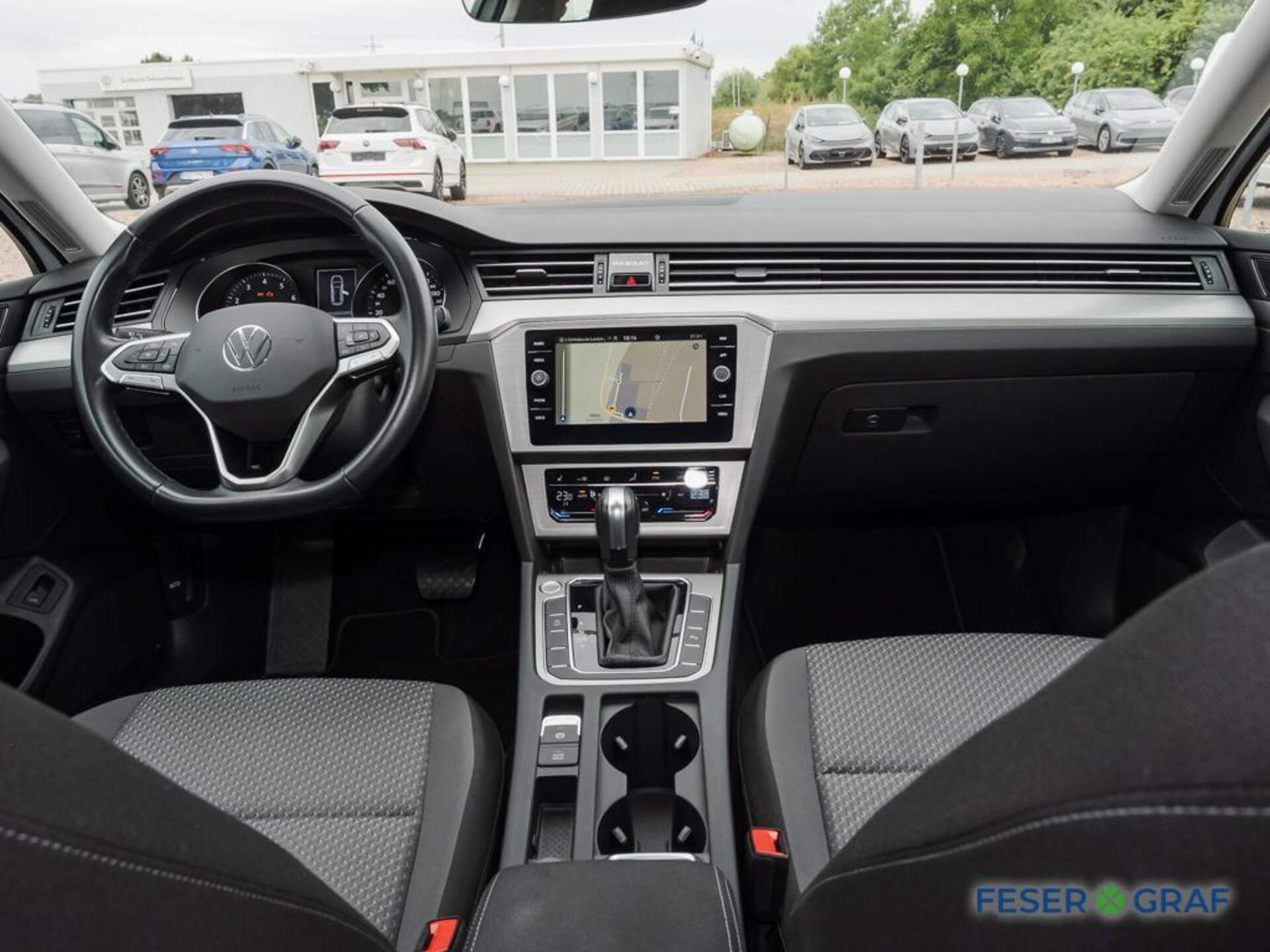 Volkswagen Passat Variant Basis-Modell