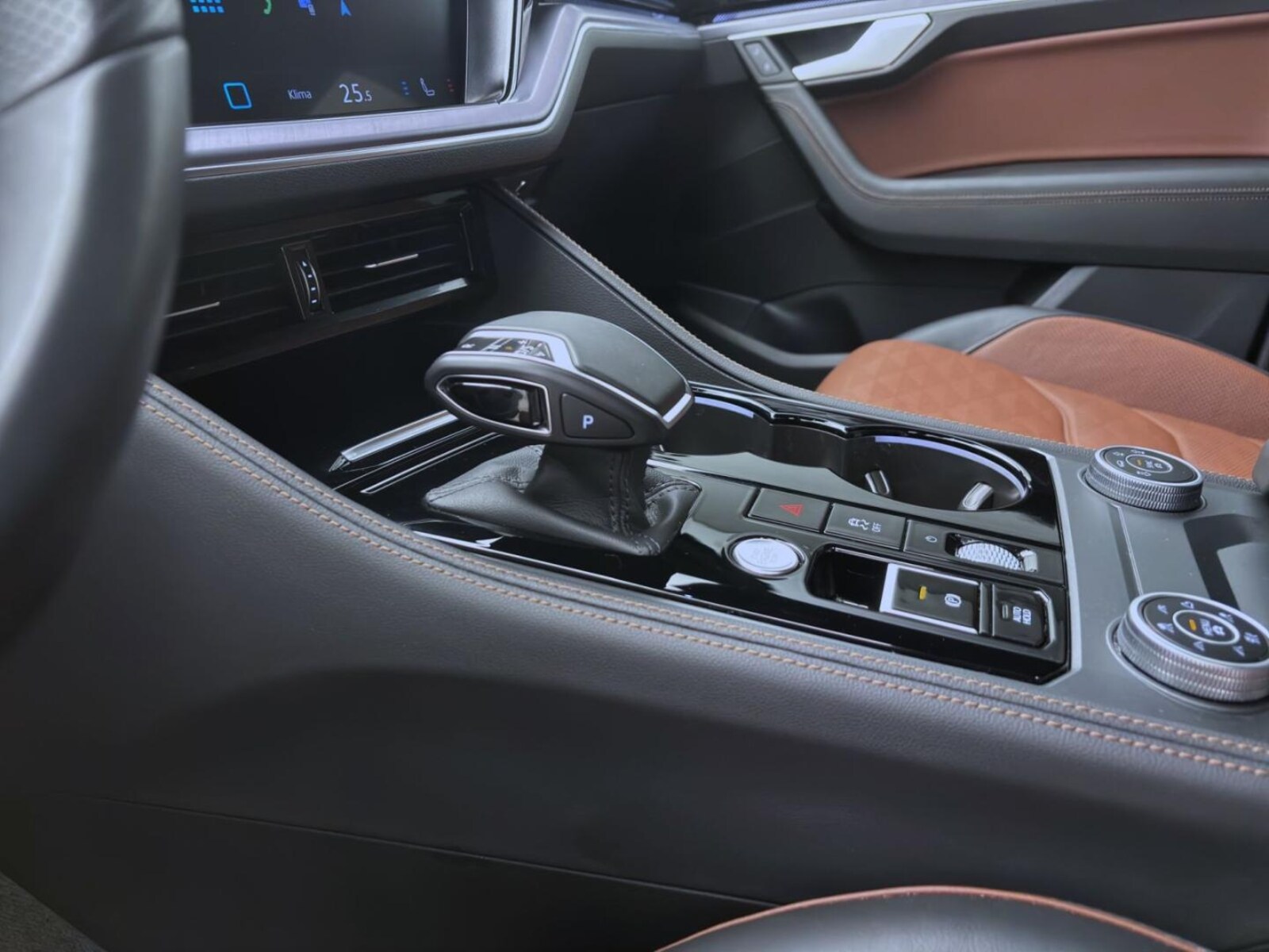 Volkswagen Touareg – Bild 15