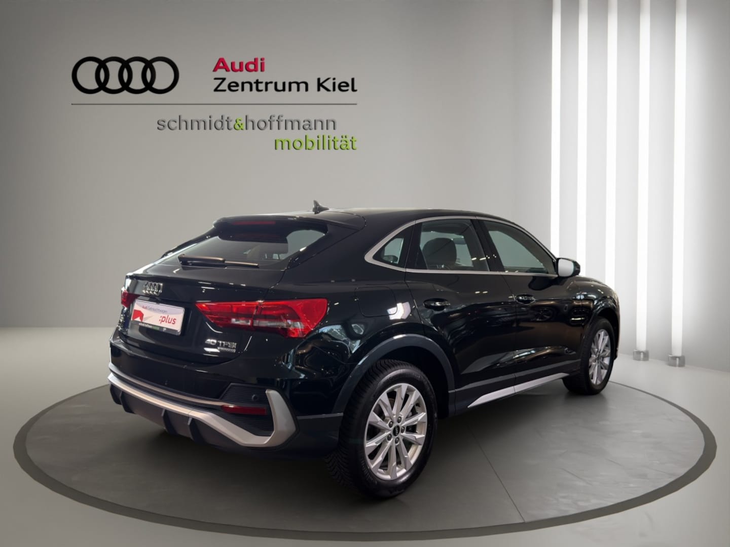 Bild über Audi Q3 Sportback TFSI quattro 140 kW S tronic - für weitere Informationen kontaktieren Sie den Audi Partner