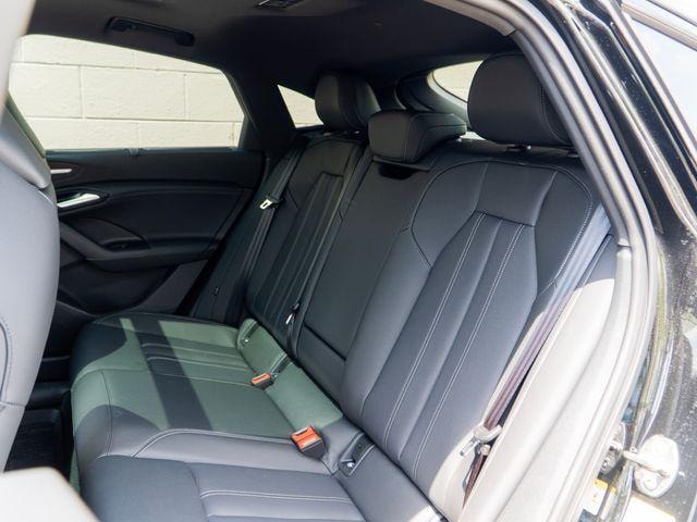 2027 Audi Q6 Sportback e-tron Premium Plus - Photo 9
