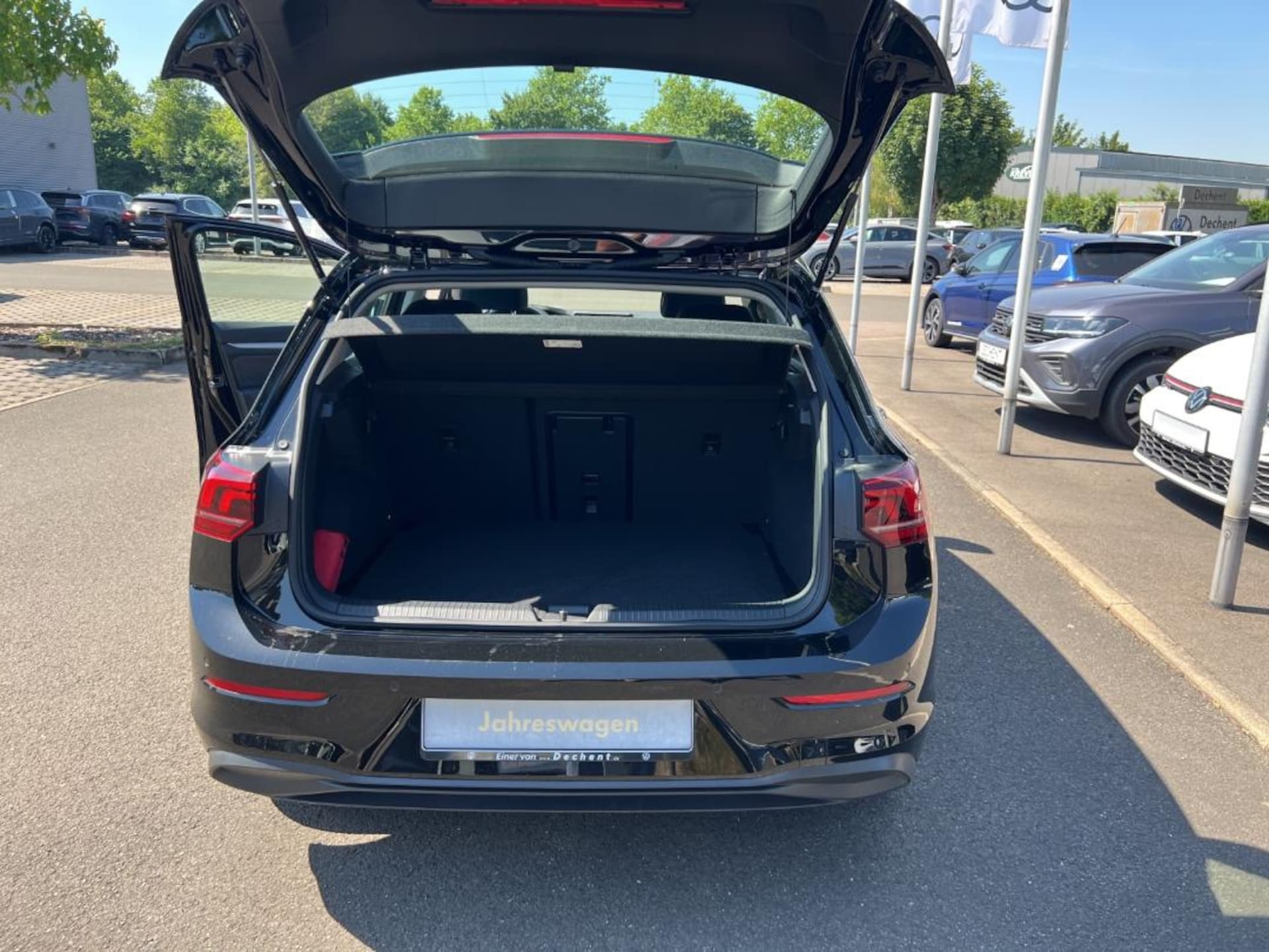 Volkswagen Golf Life