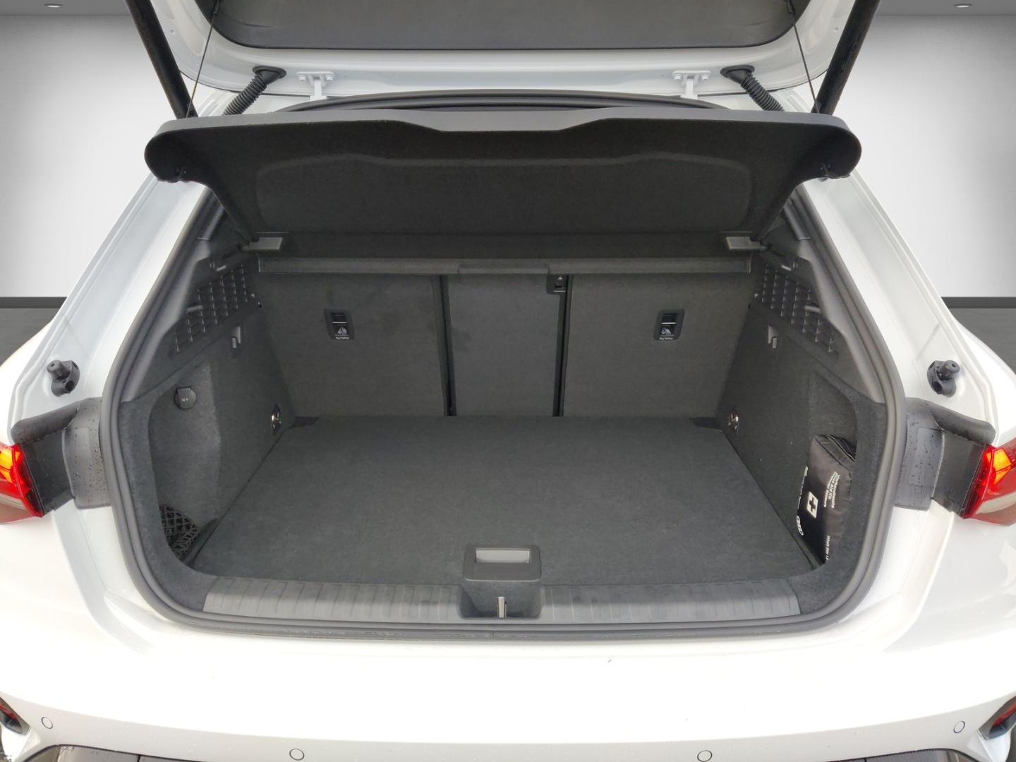 Image about Audi RS 3 Sportback TFSI quattro S tronic
