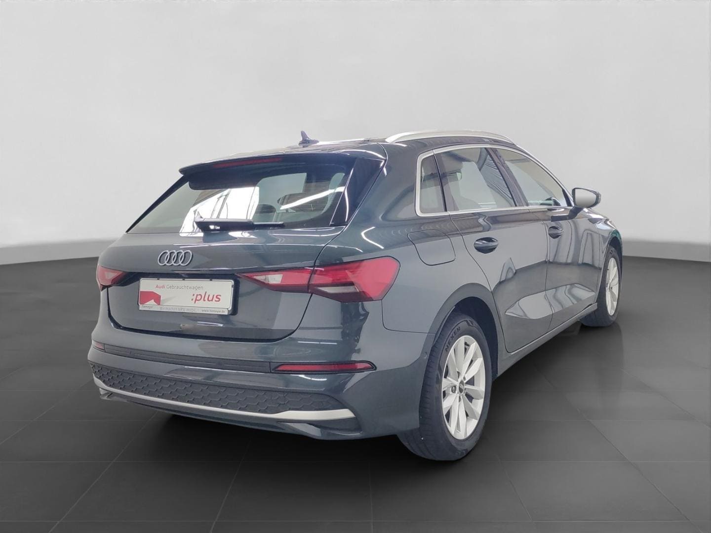Bild über Audi A3 Sportback 35 TDI S tronic - für weitere Informationen kontaktieren Sie den Audi Partner