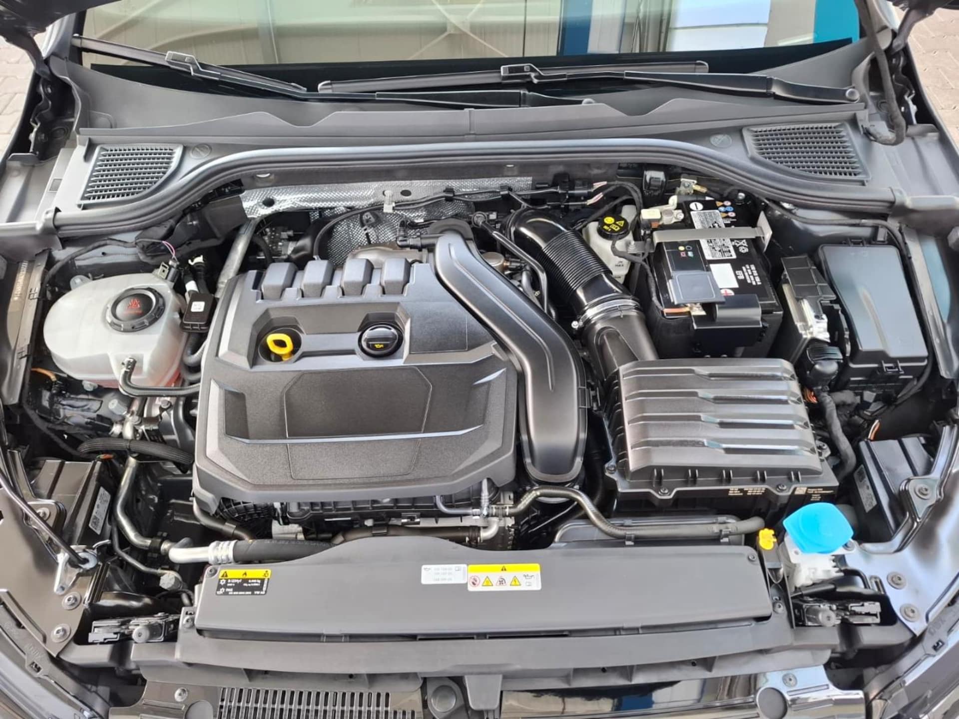 Volkswagen Golf Variant R-Line