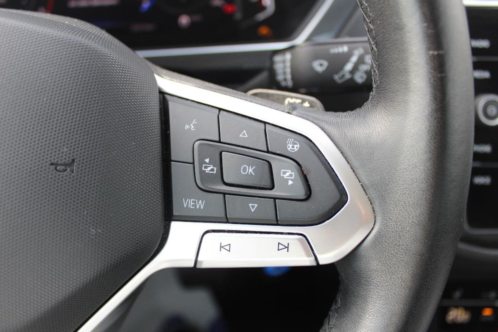Volkswagen Tiguan – Bild 13