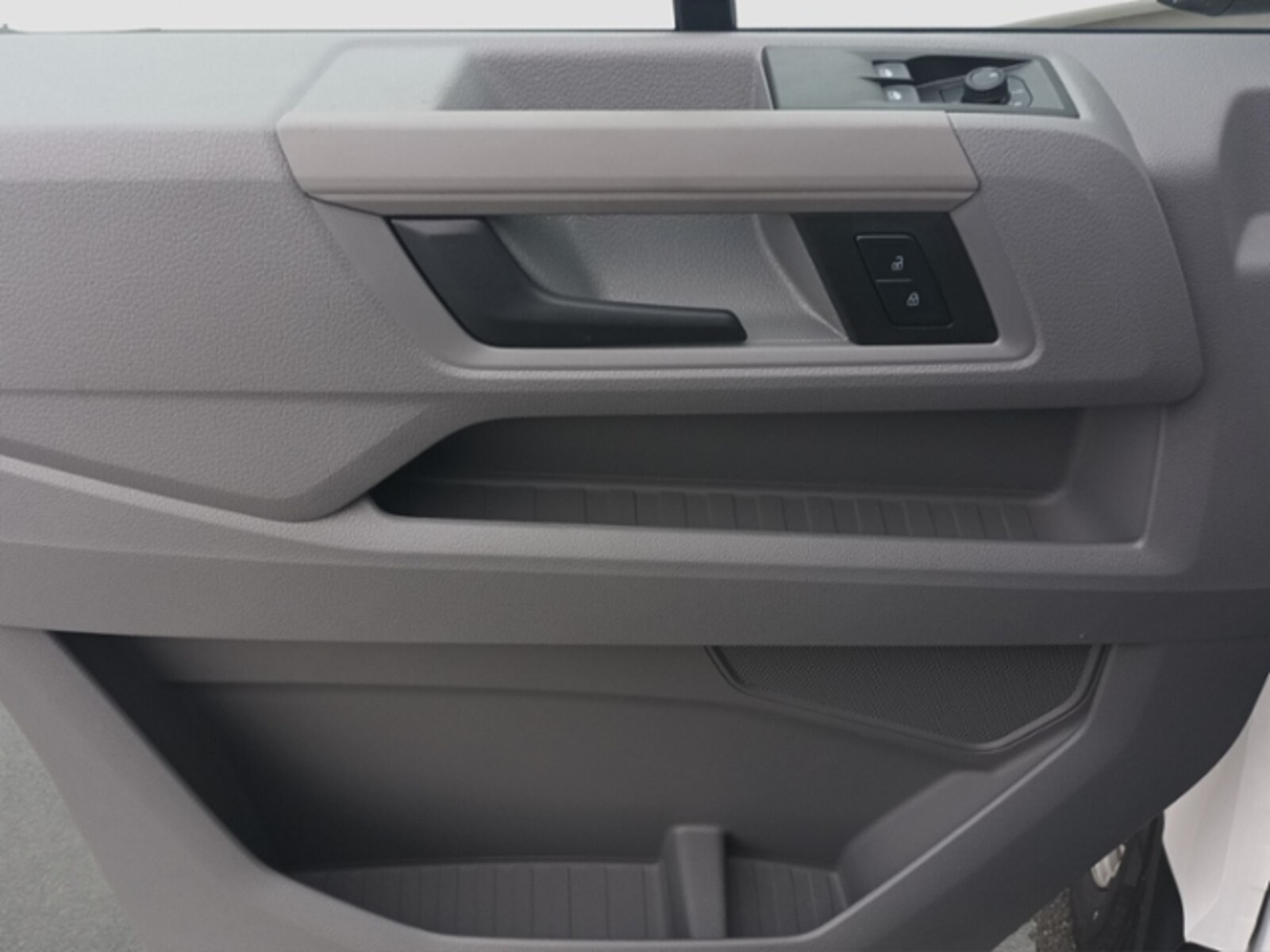Volkswagen Crafter Kasten mittlerer Radstand – Bild 11