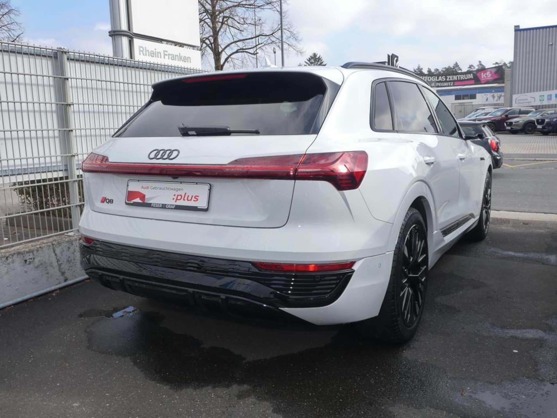 Audi Q8 e-tron S line