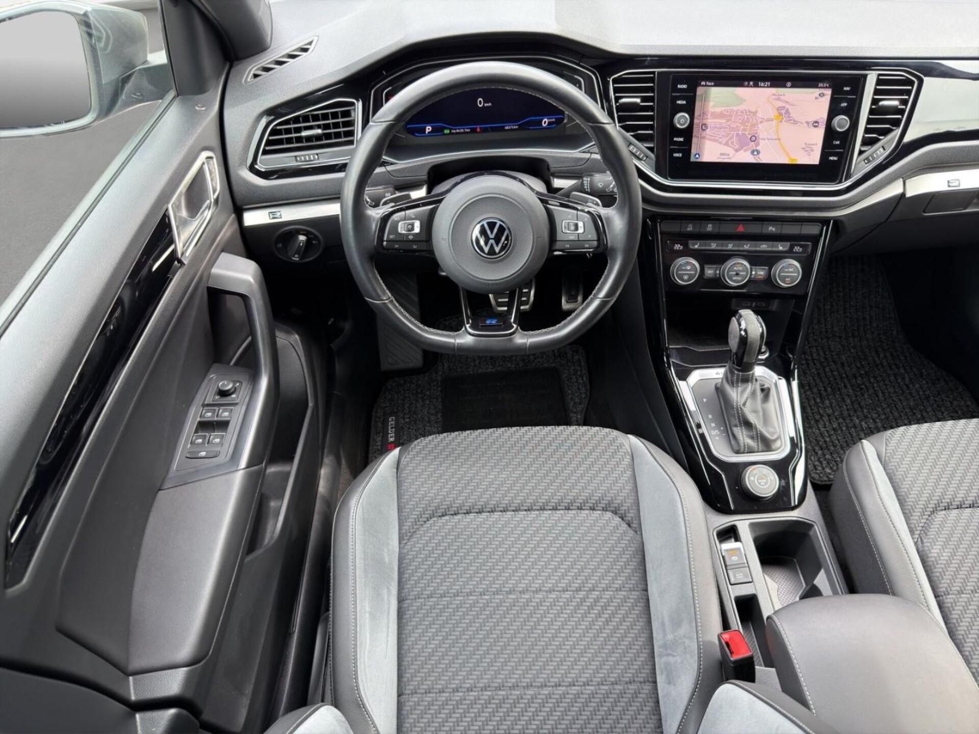 Volkswagen T-Roc R