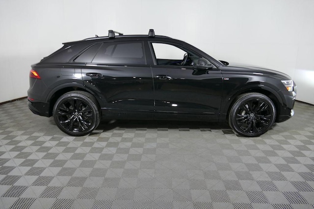 2025 Audi Q8