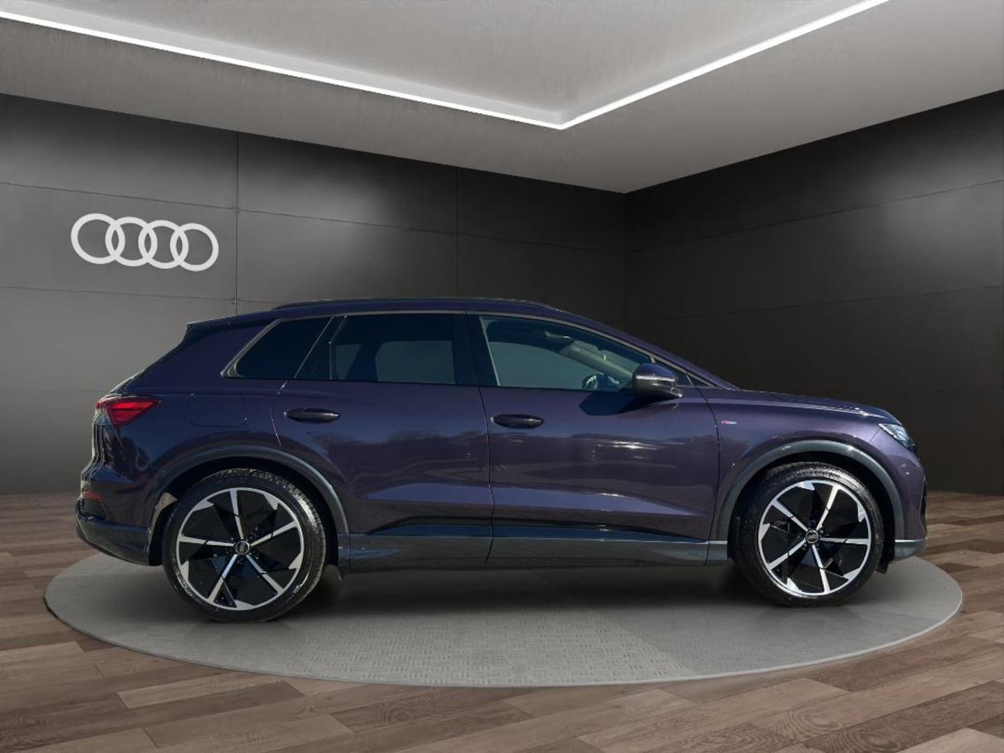 Bild über Audi Q4 e-tron 50 e-tron quattro - für weitere Informationen kontaktieren Sie den Audi Partner