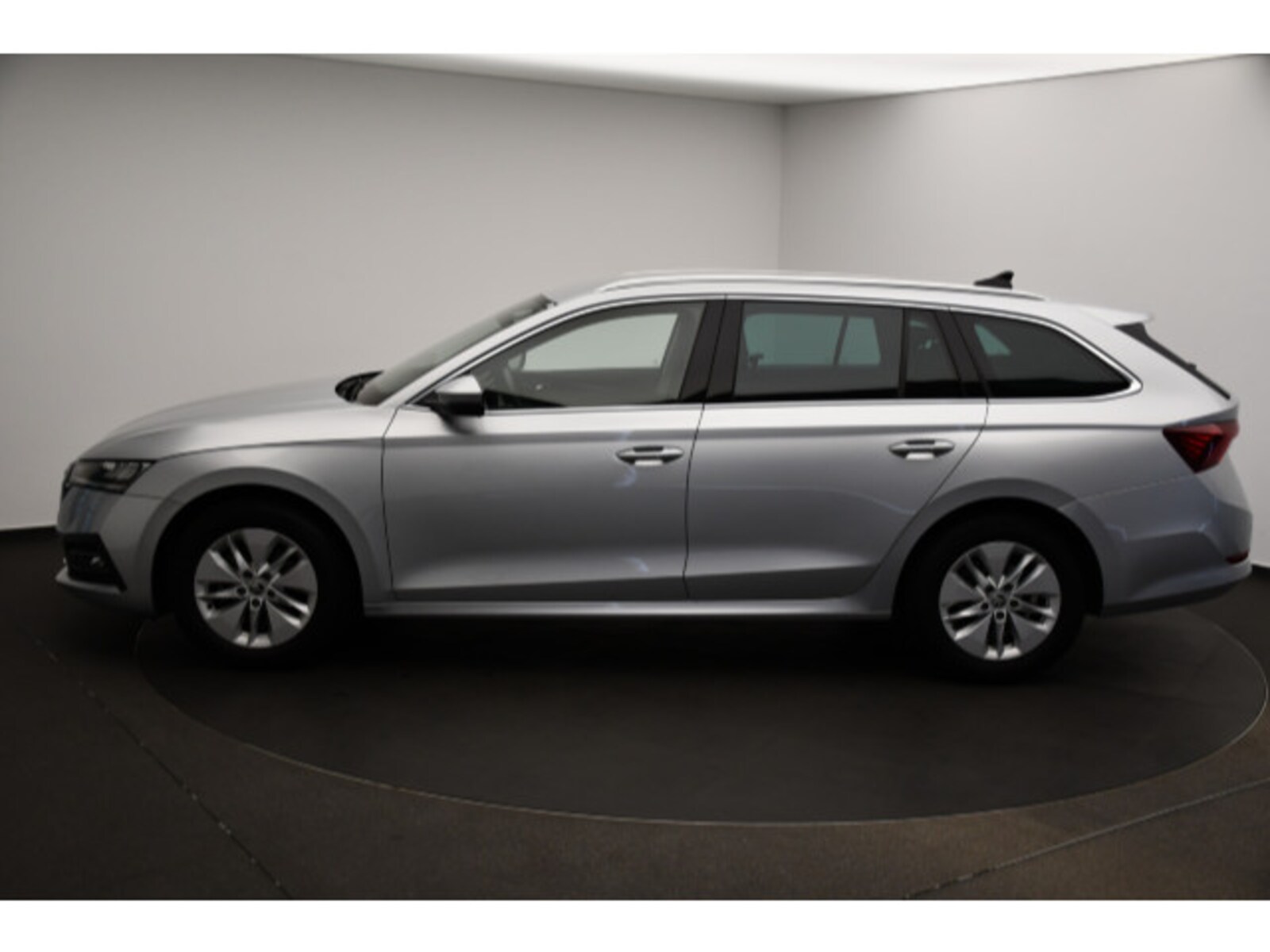 Škoda Octavia Combi – Bild 15