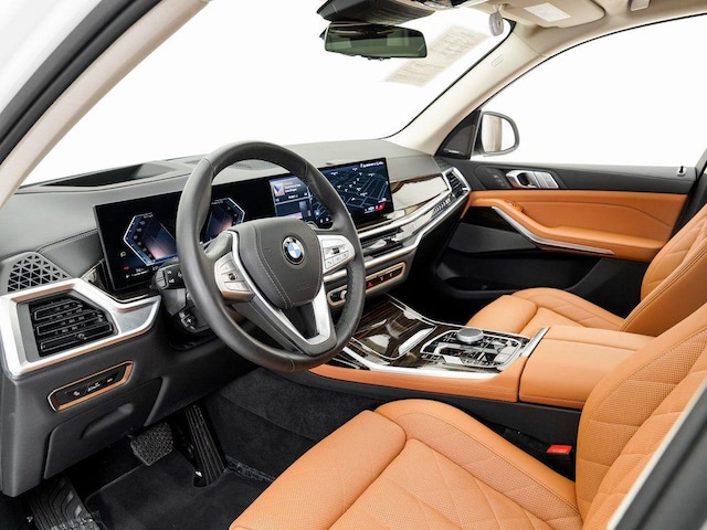 2026 BMW X7